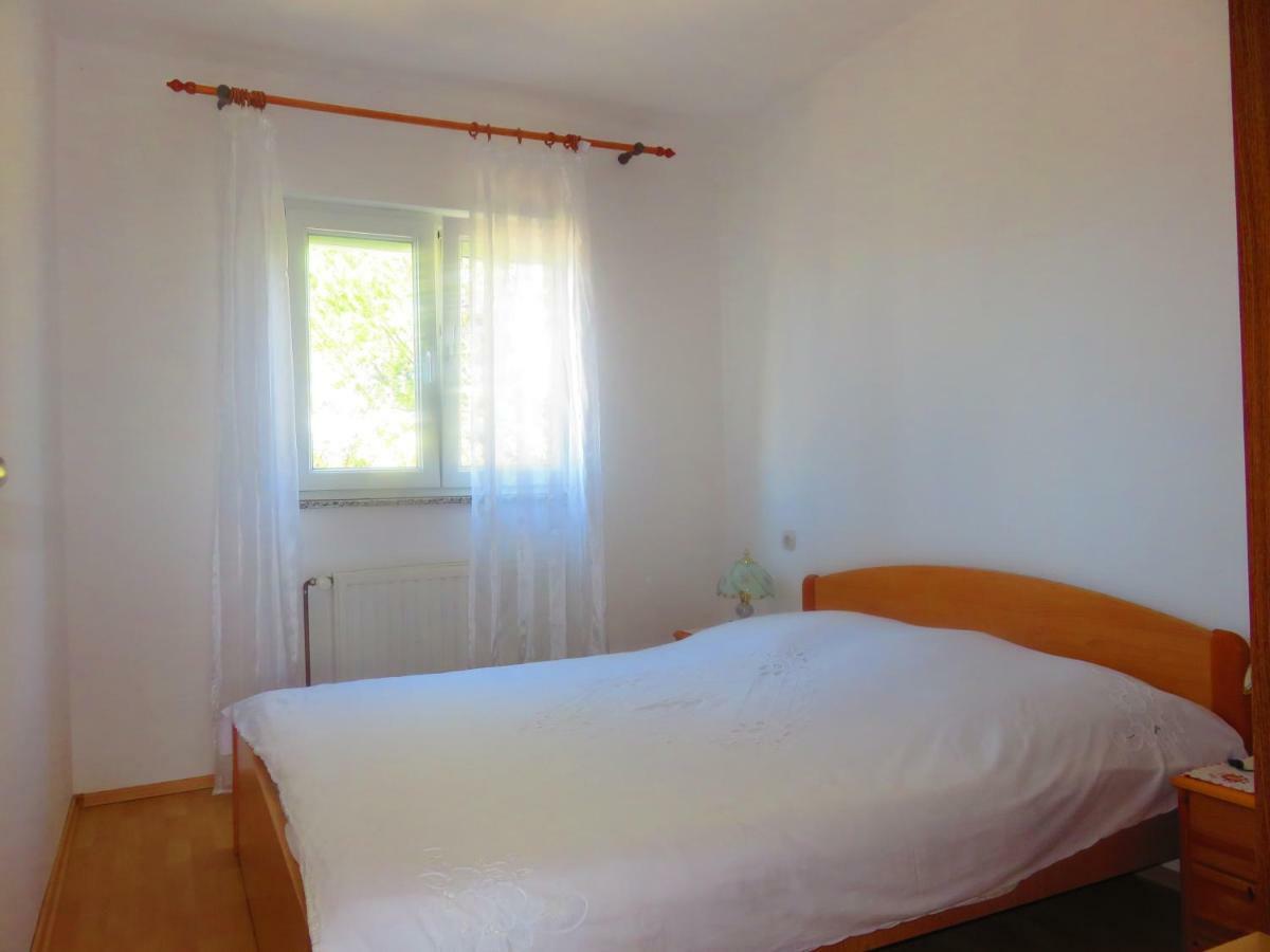 Apartment Pezic Krk Town Esterno foto